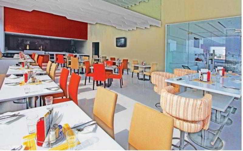 Keys Select By Lemon Tree Hotels, Ludhiana Restaurant photo
