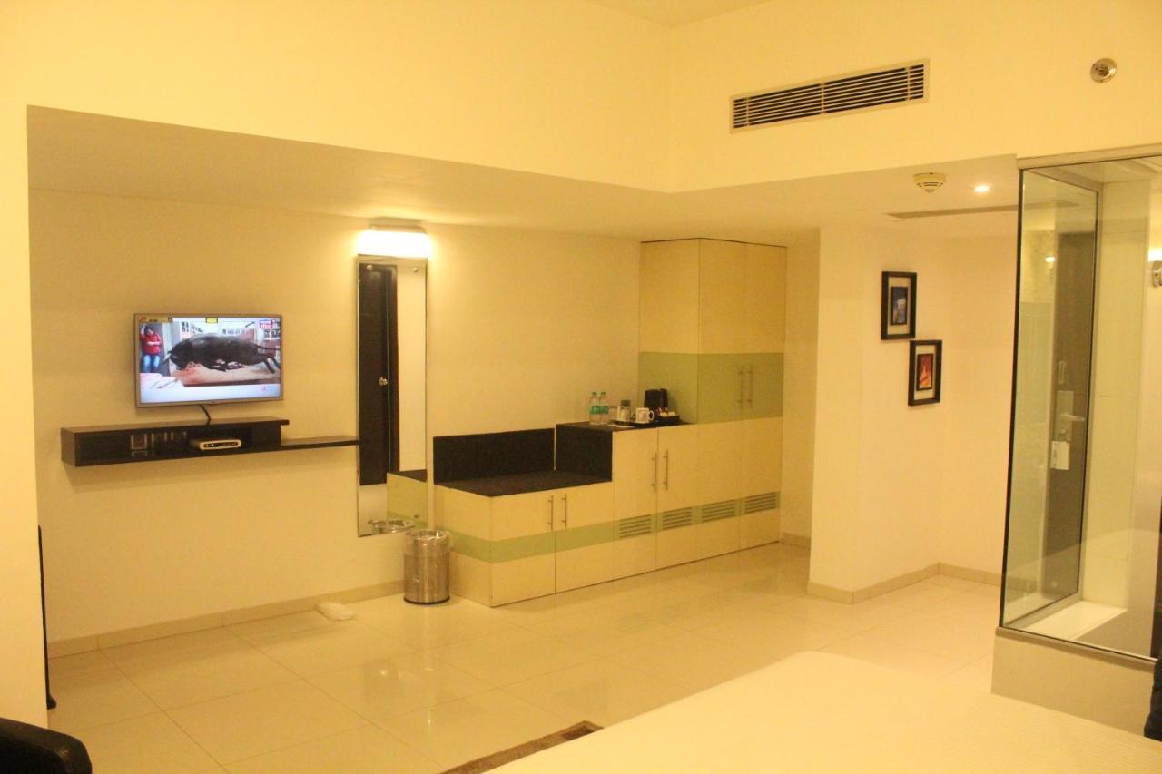 Keys Select By Lemon Tree Hotels, Ludhiana Exterior photo